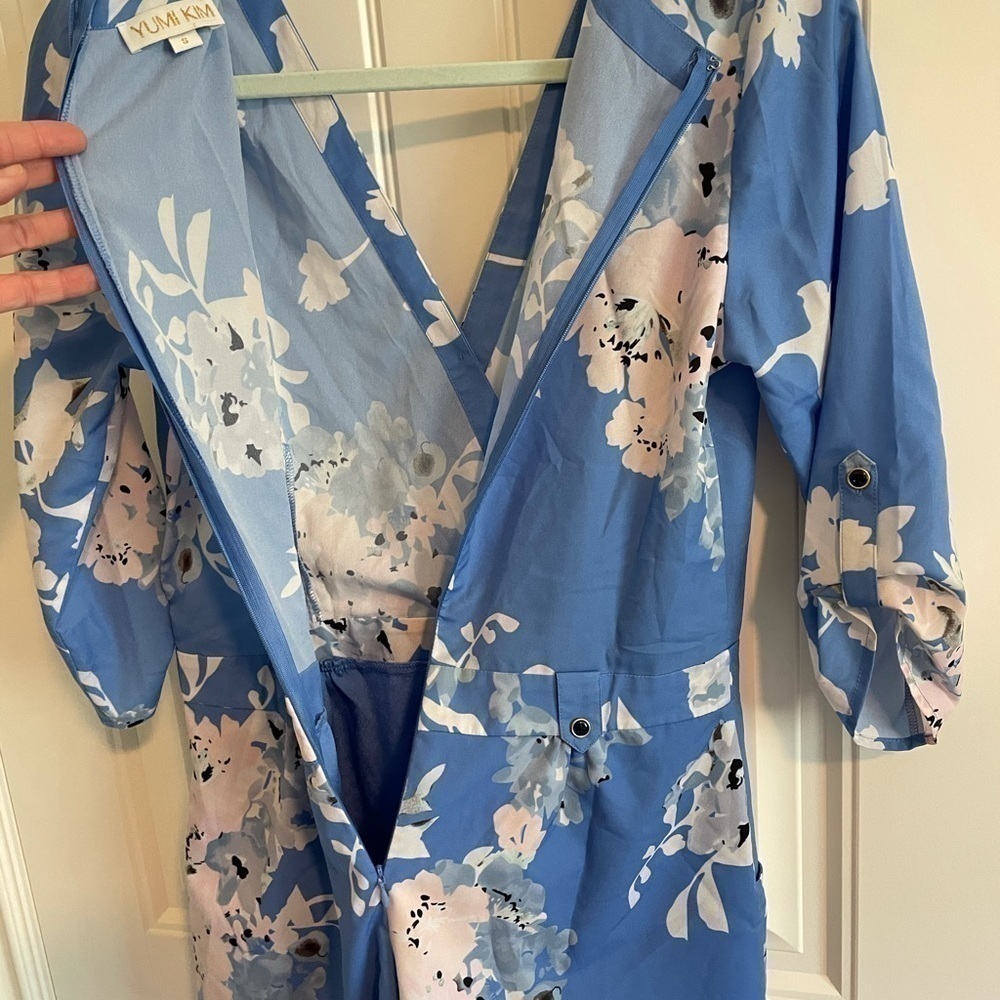 Yumi Kim blue floral spring romper size small - Picture 7 of 9